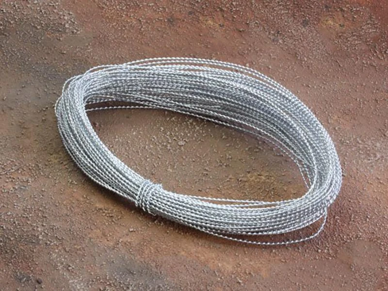 Tabletop Art Dekoration Stacheldraht – dünn - 12m 3 Tabletop Art Dekoration Stacheldraht – dünn - 12m